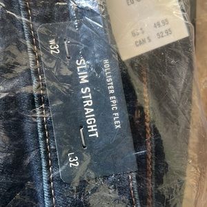 Hollister Epic Flex Slim Straight Jeans